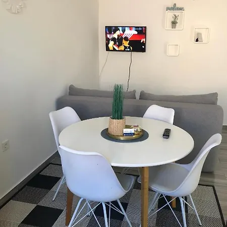 Apartament With Parking Space - 21873 Vodice