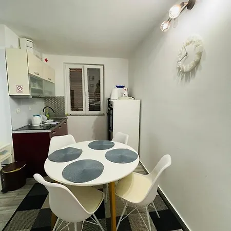 With A Parking Space - 21873 Vodice