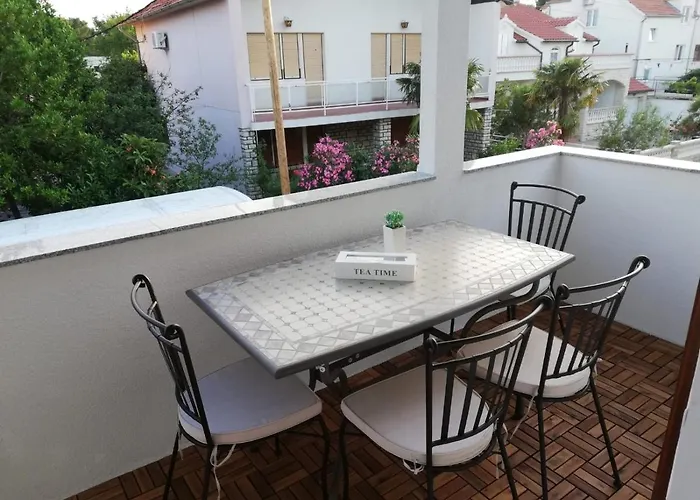 With Parking Space - 21873 Appartement *