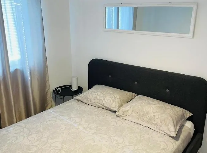 Appartement With Parking Space - 21873