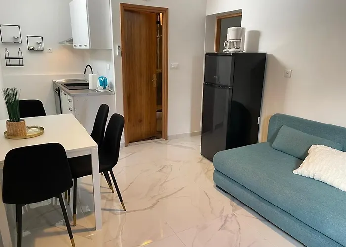 With Parking Space - 21873 Appartement